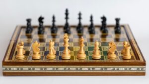 chess game, chess, game, board, blurred, blur, chess pieces, strategic game
